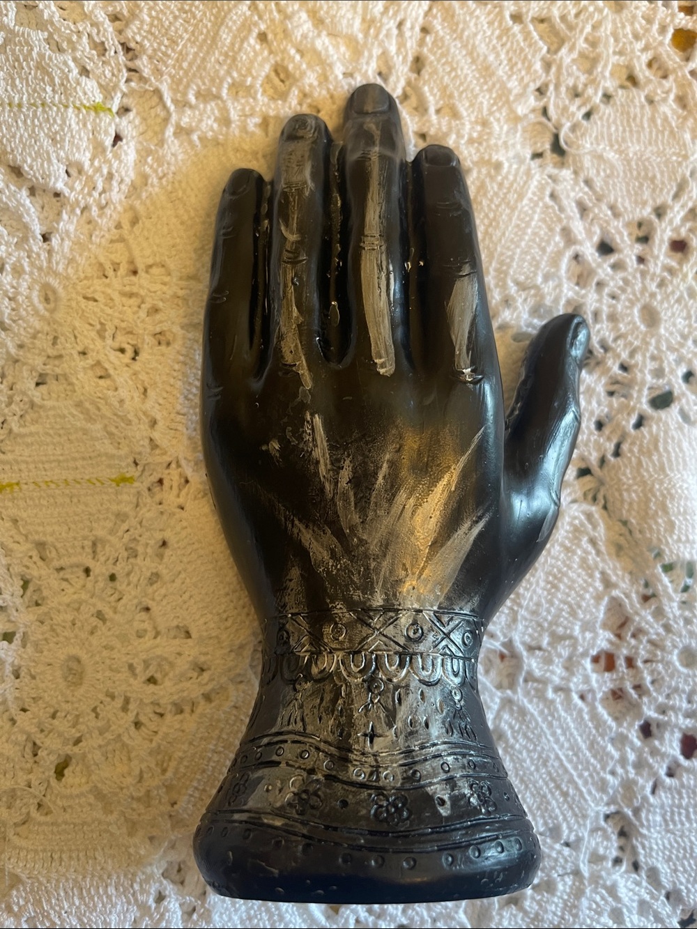 Decorative Hand Palm Statues with All-Seeing Eye — Black & Cream Halloween - Picture 8 of 9